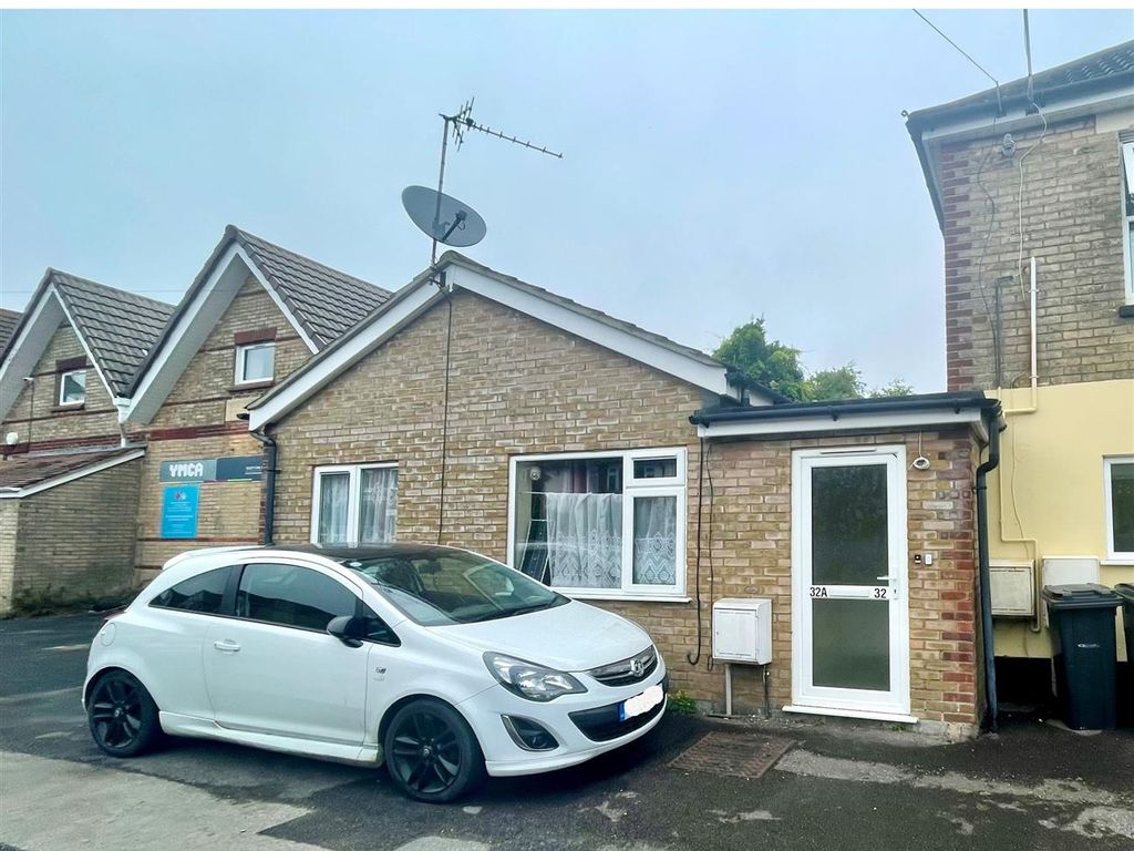 1 bed bungalow for sale in York Place, Bournemouth BH7 Zoopla