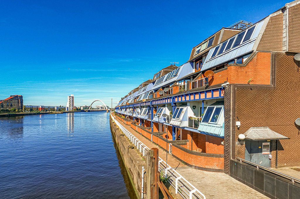 3 bed flat for sale in Lancefield Quay, Glasgow G3 Zoopla