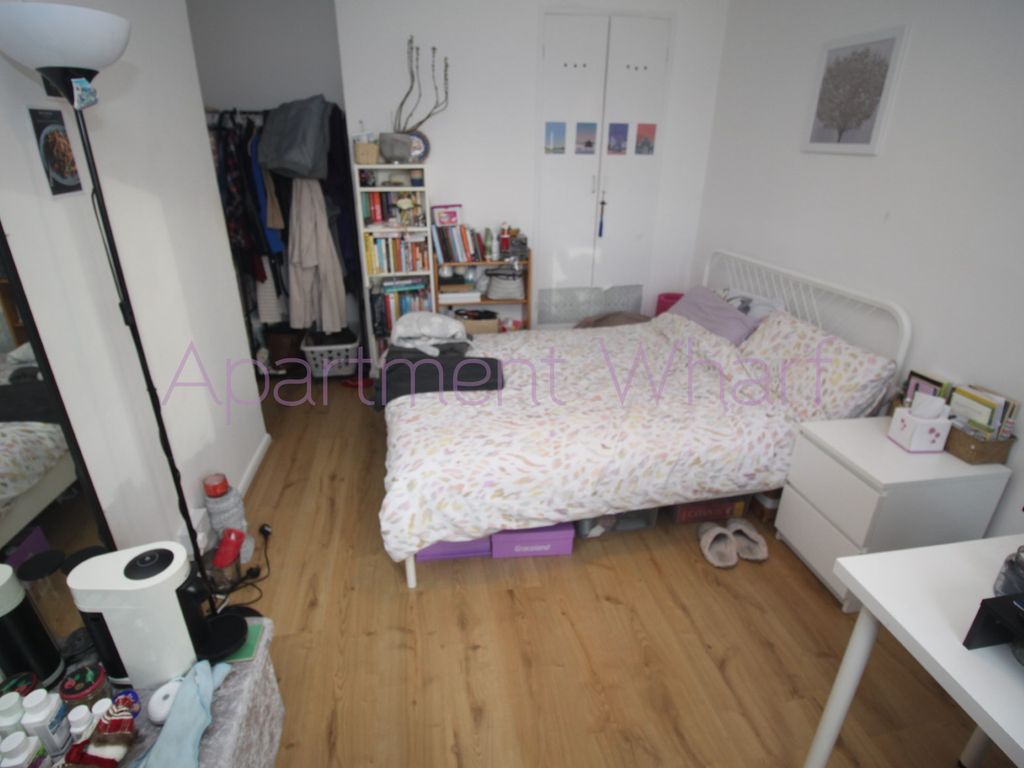 Room to rent in Langdon House, Ida Street, Poplar E14, £780 pcm Zoopla