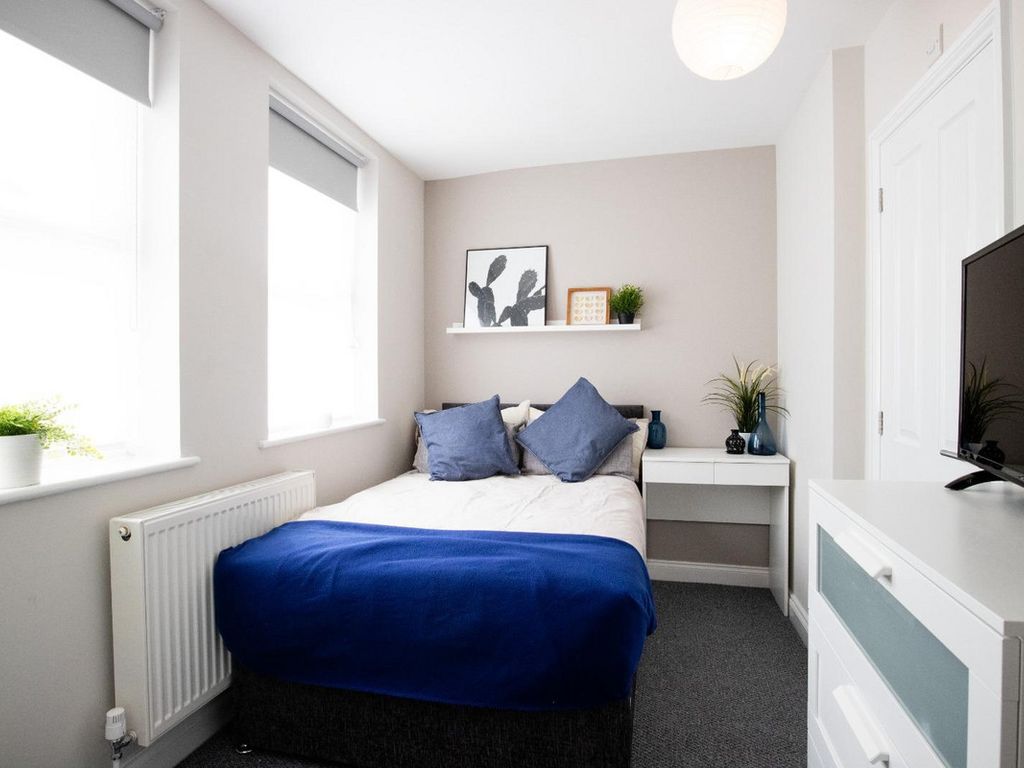 Room to rent in Cardigan Street, Luton LU1, £650 pcm Zoopla