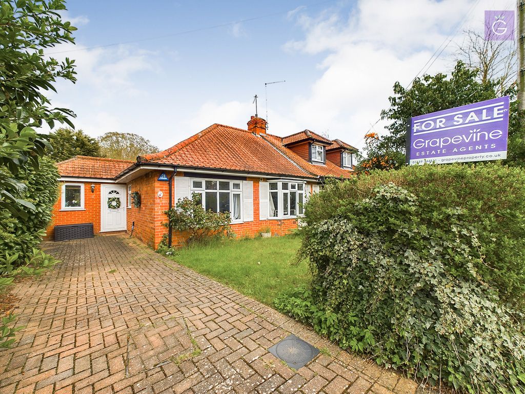 3 bed semidetached bungalow for sale in St. Patricks Avenue, Charvil