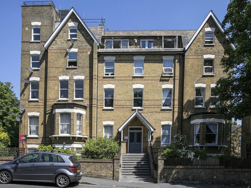 1 bed flat to rent in Crystal Palace Park Road, Sydenham, London SE26