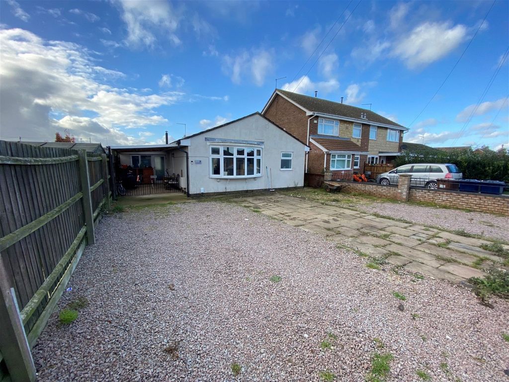 3 bed bungalow for sale in Newlands Road, Whittlesey, Peterborough PE7