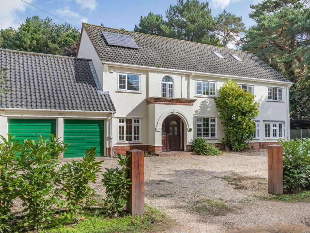 6 bed detached house for sale in Drayton High Road, Drayton, Norwich NR8 Zoopla