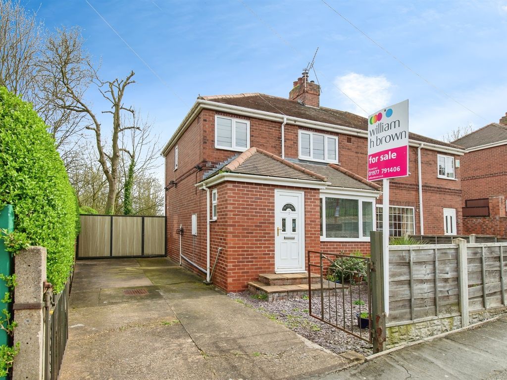 3 bed semidetached house for sale in Westbourne Road, Pontefract WF8