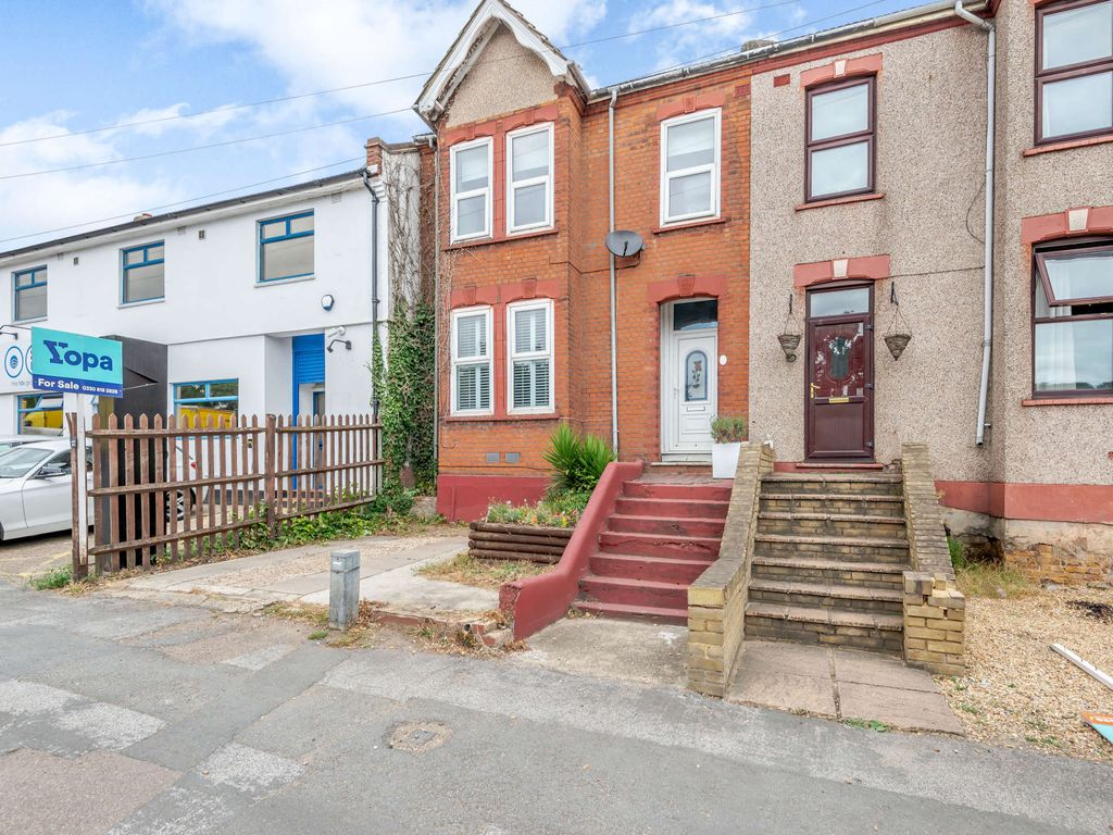 3 bed end terrace house for sale in London Road, Greenhithe DA9 Zoopla