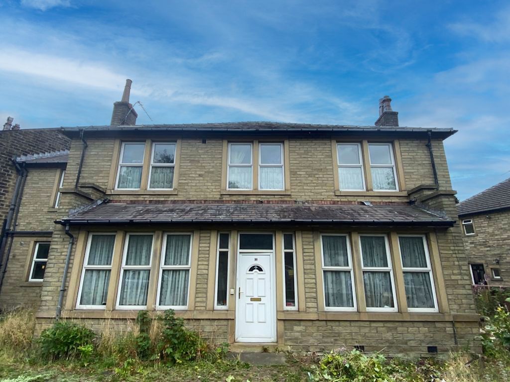 Spaines Road Huddersfield HD2