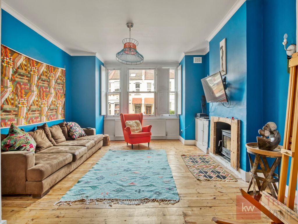 3 bed terraced house for sale in Lyndhurst Road, London N22, £750,000 Zoopla