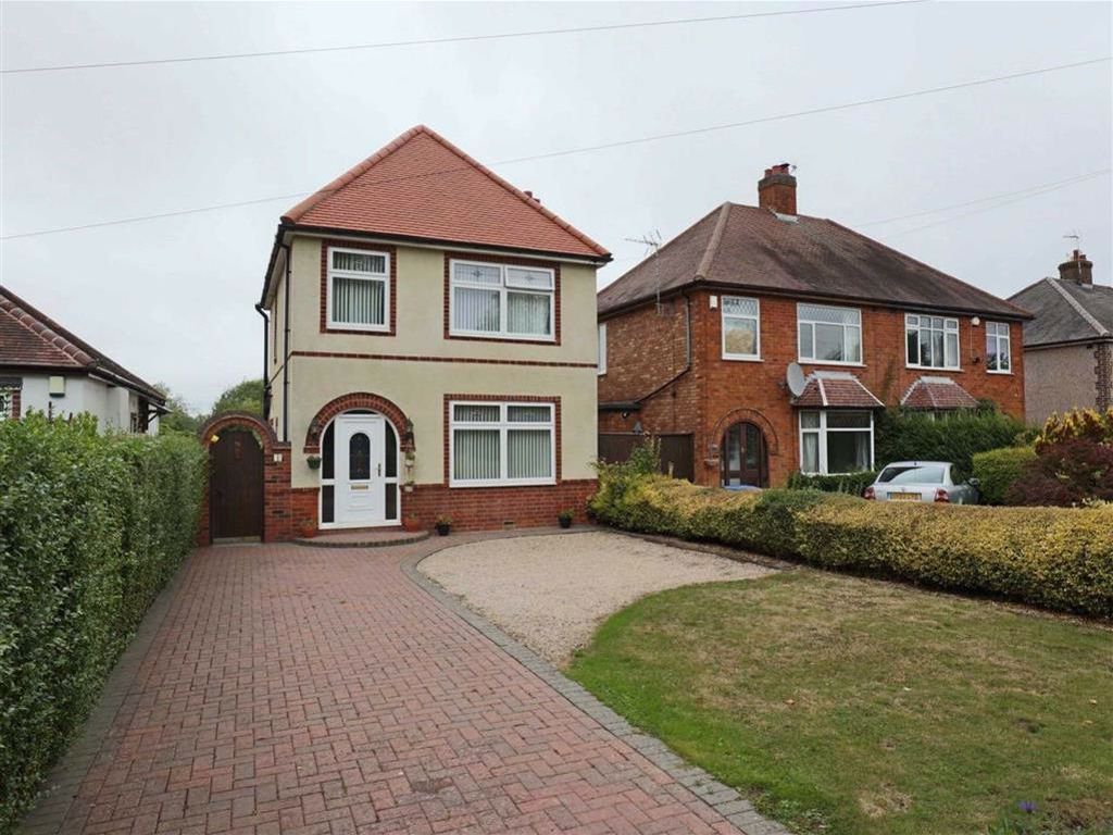 3 bed semidetached house for sale in Hinckley Road, Barwell, Leicester