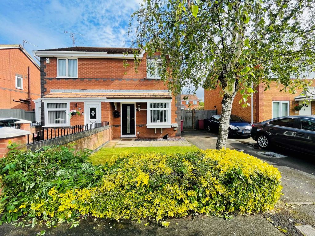 2 bed semidetached house for sale in Ampleforth Close, Westvale L32