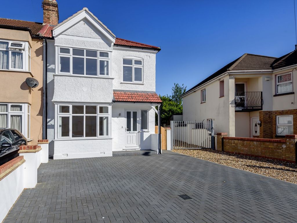 Wood Lane, Kingsbury NW9  