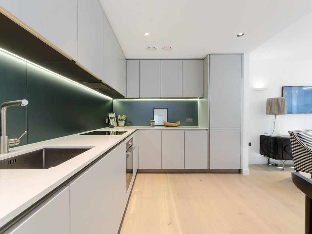 4 bed mews house for sale in Fulham Road, Fulham, London SW6 Zoopla