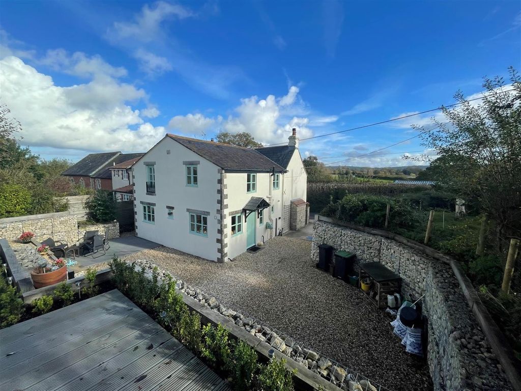 4 bed cottage for sale in Partway Lane, Hazelbury Bryan, Sturminster