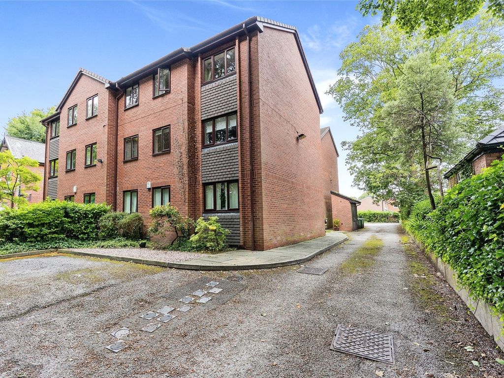 1 bed flat for sale in Mauldeth Road, Stockport, Greater Manchester SK4