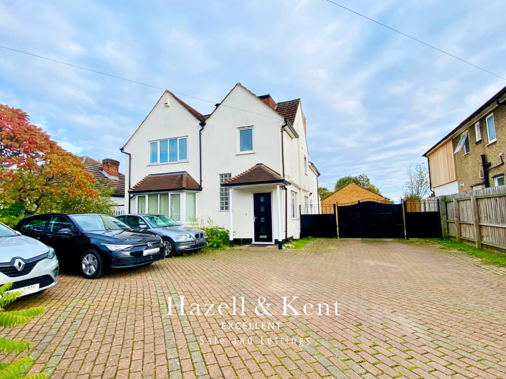 Room to rent in Milton Road, Cambridge CB4, £800 pcm Zoopla