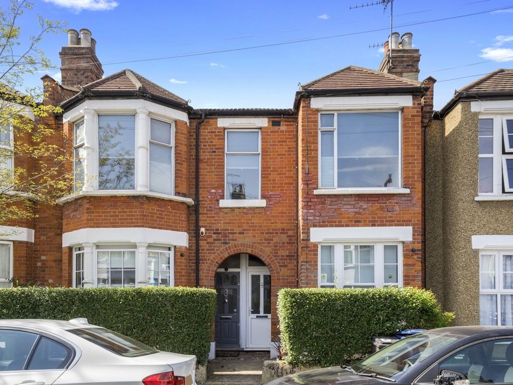 3 bed to rent in Leslie Road, London N2 Zoopla