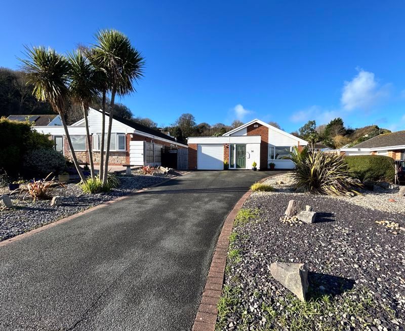2 bed detached bungalow for sale in Penrhyn Close, Penrhyn Bay