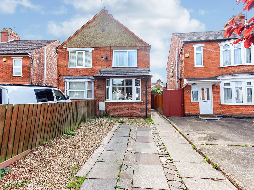 3 bed semidetached house for sale in Eastfield Road, Wellingborough