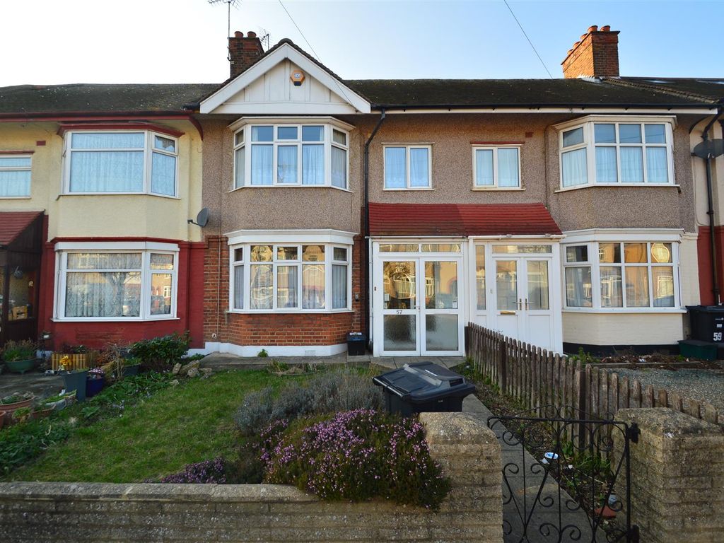 3 bed terraced house for sale in Ramsgill Drive, Ilford IG2 Zoopla