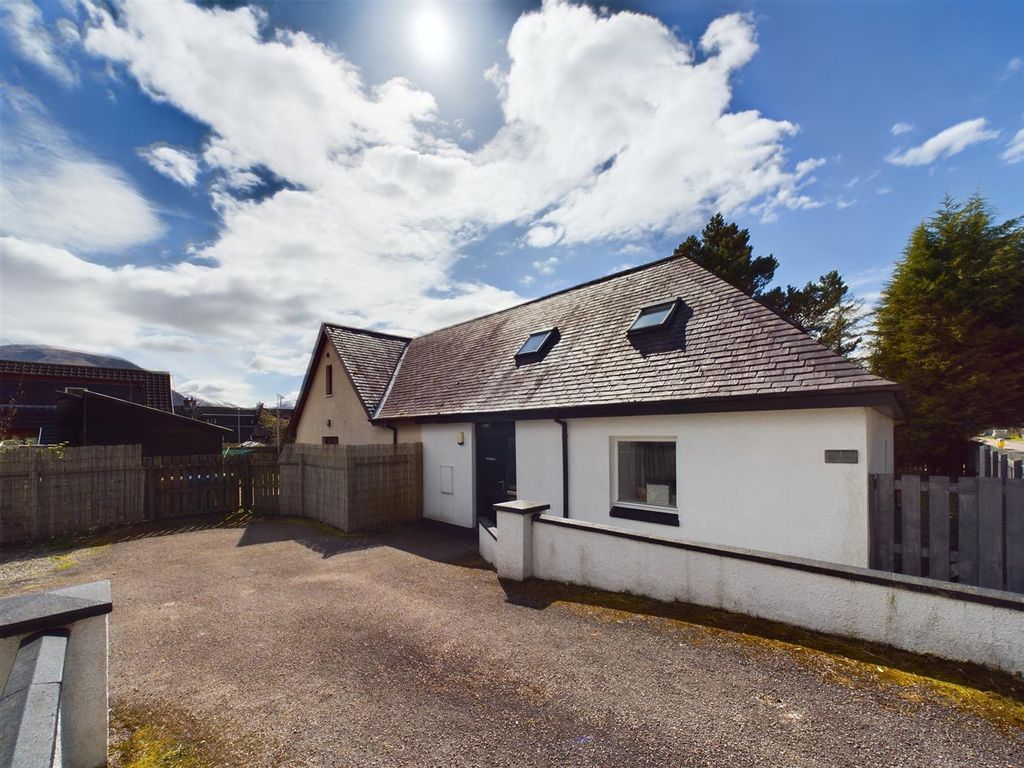 2 bed semidetached house for sale in Kilmallie Road, Caol, Fort