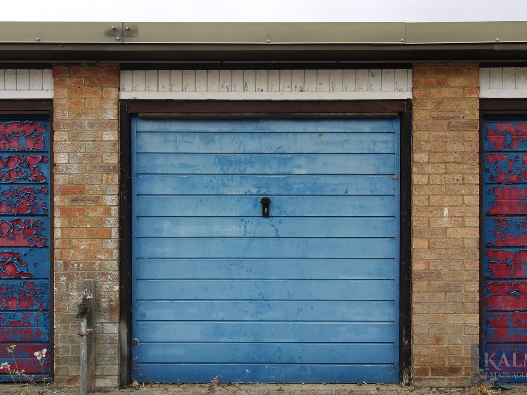 Parking/garage for sale in Longfields, Stevenage SG2 Zoopla