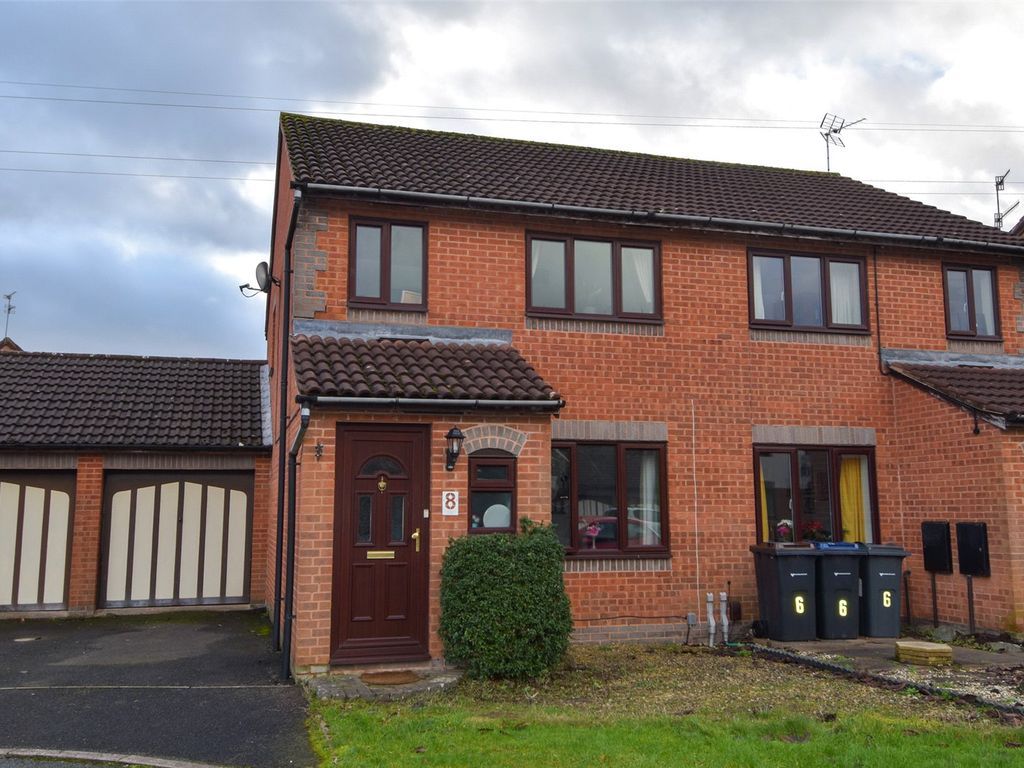 3 bed semidetached house for sale in Appletree Close, Northfield