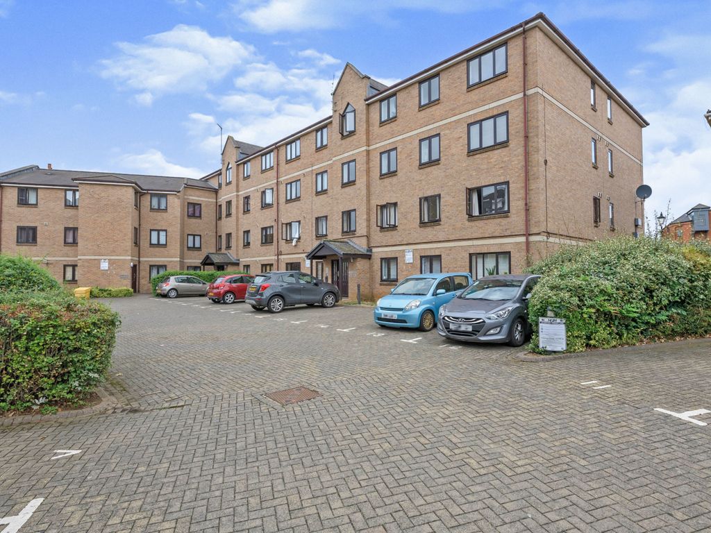 29 Henry Bird Way, Northampton NN4