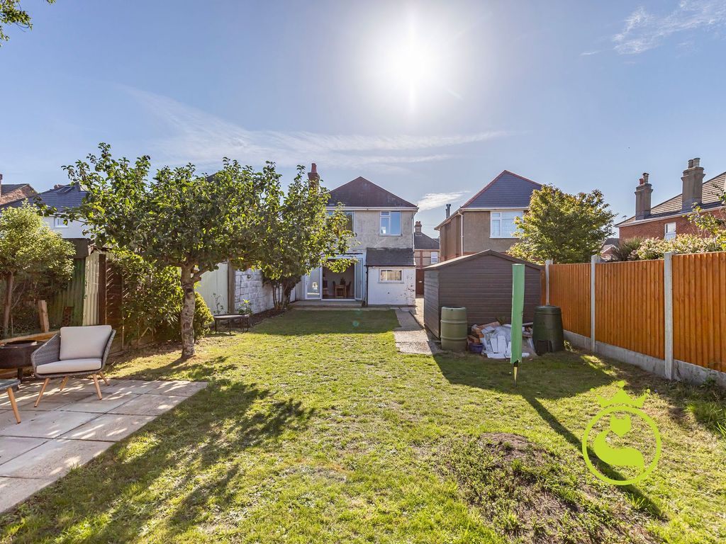 3 bed detached house for sale in Cranbrook Road, Parkstone, Poole BH12