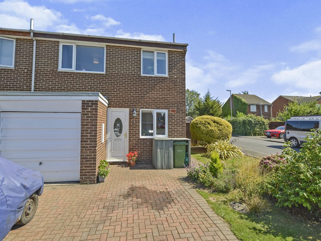 3 bed semidetached house for sale in Hoope Close, Yarm TS15 Zoopla