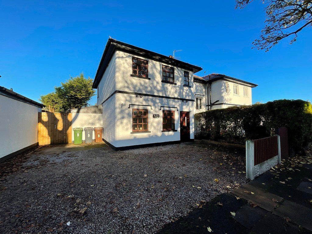 3 bed semidetached house for sale in Haig Avenue, Southport PR8, £