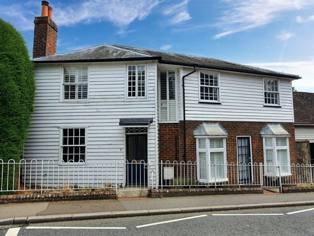 4 bed semidetached house for sale in Hartfield Road, Forest Row RH18