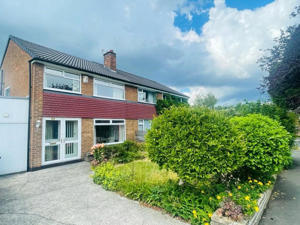 3 bed semidetached house for sale in Radnormere Drive, Cheadle Hulme