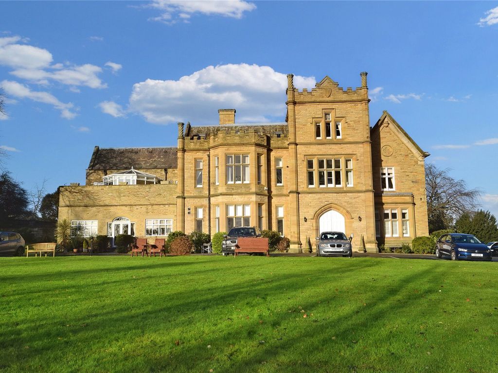 2 bed flat for sale in 2 Sandal Grange, Walton Lane, Wakefield, West