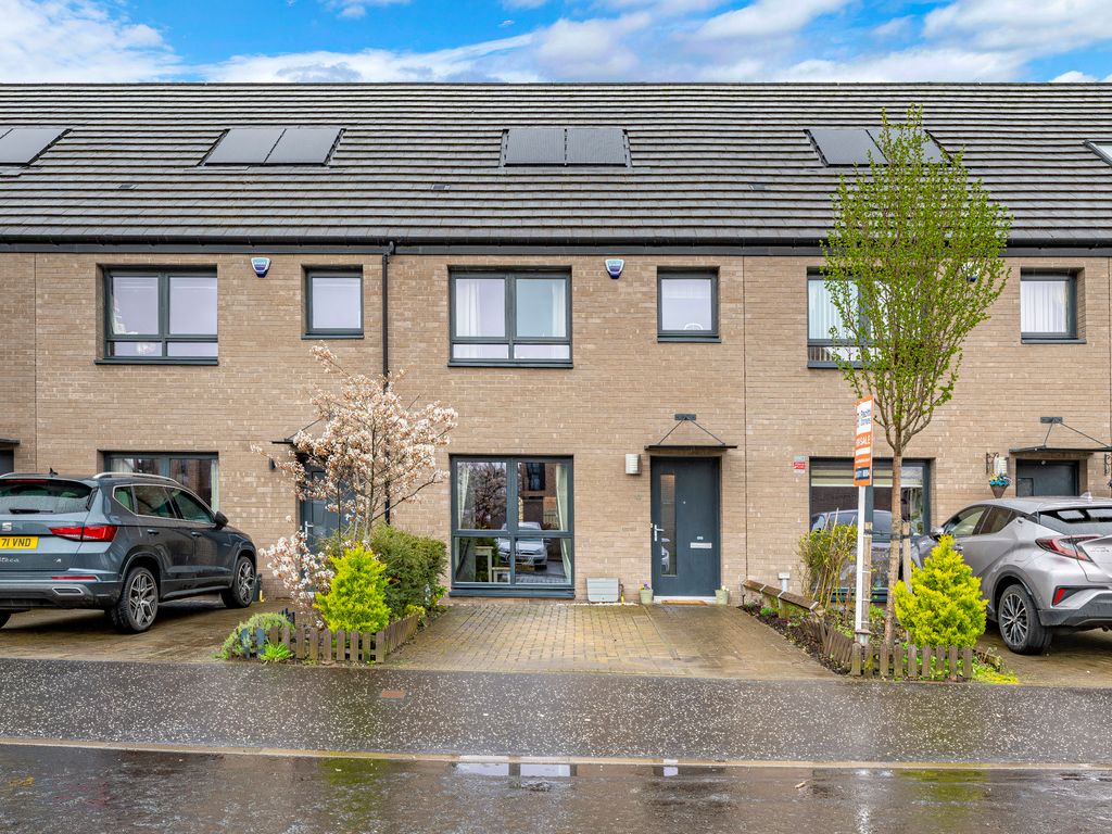3 bed terraced house for sale in Woodhall Street, Glasgow G40, £230,000 Zoopla