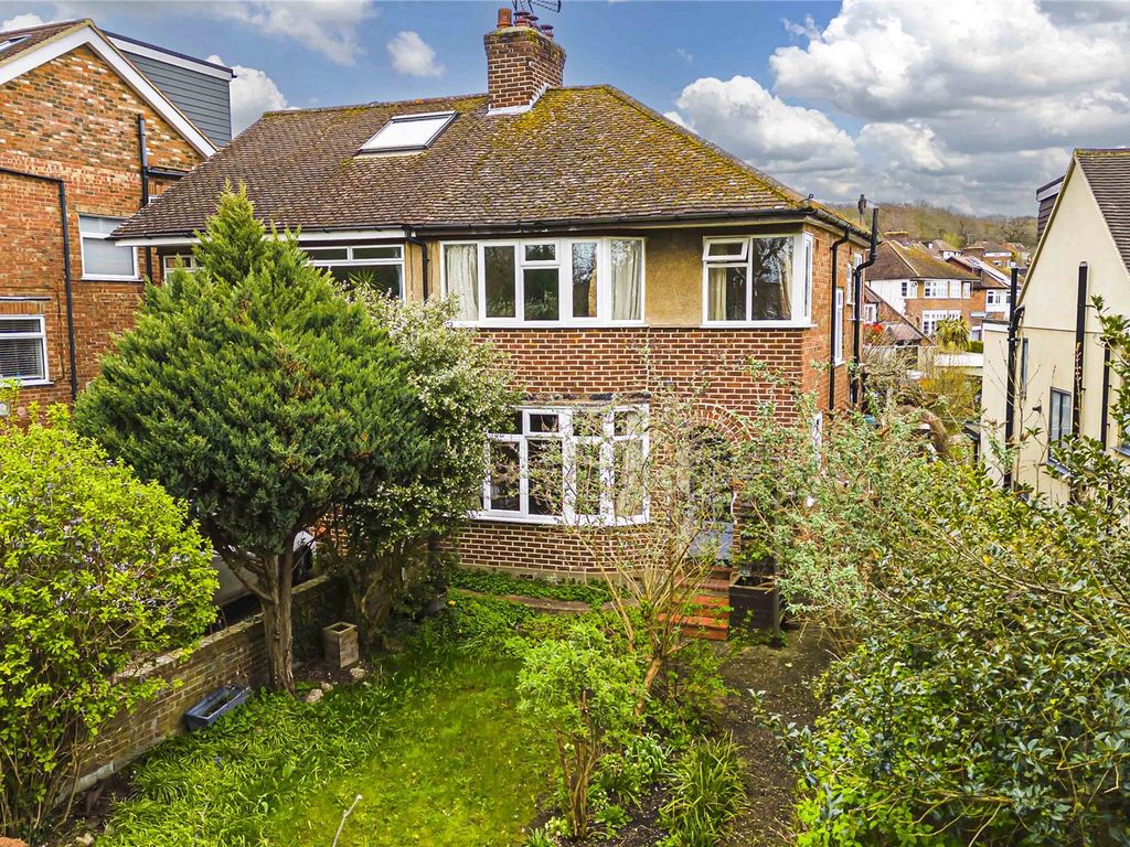 3 bed semidetached house for sale in Billet Lane, Berkhamsted