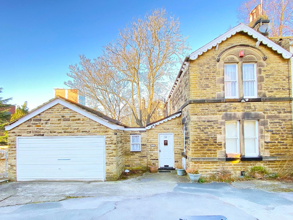 3 bed semidetached house for sale in Franklin Road, Harrogate HG1, £