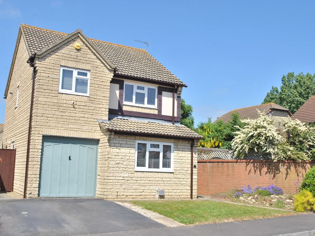 3 bed detached house for sale in Wheatsheaf Drive, Cleeve
