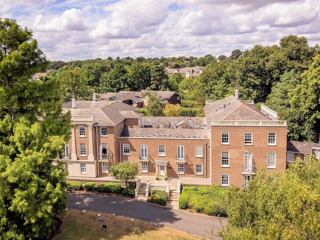 2 bed flat for sale in Theydon Bower, Bower Hill, Epping CM16 Zoopla