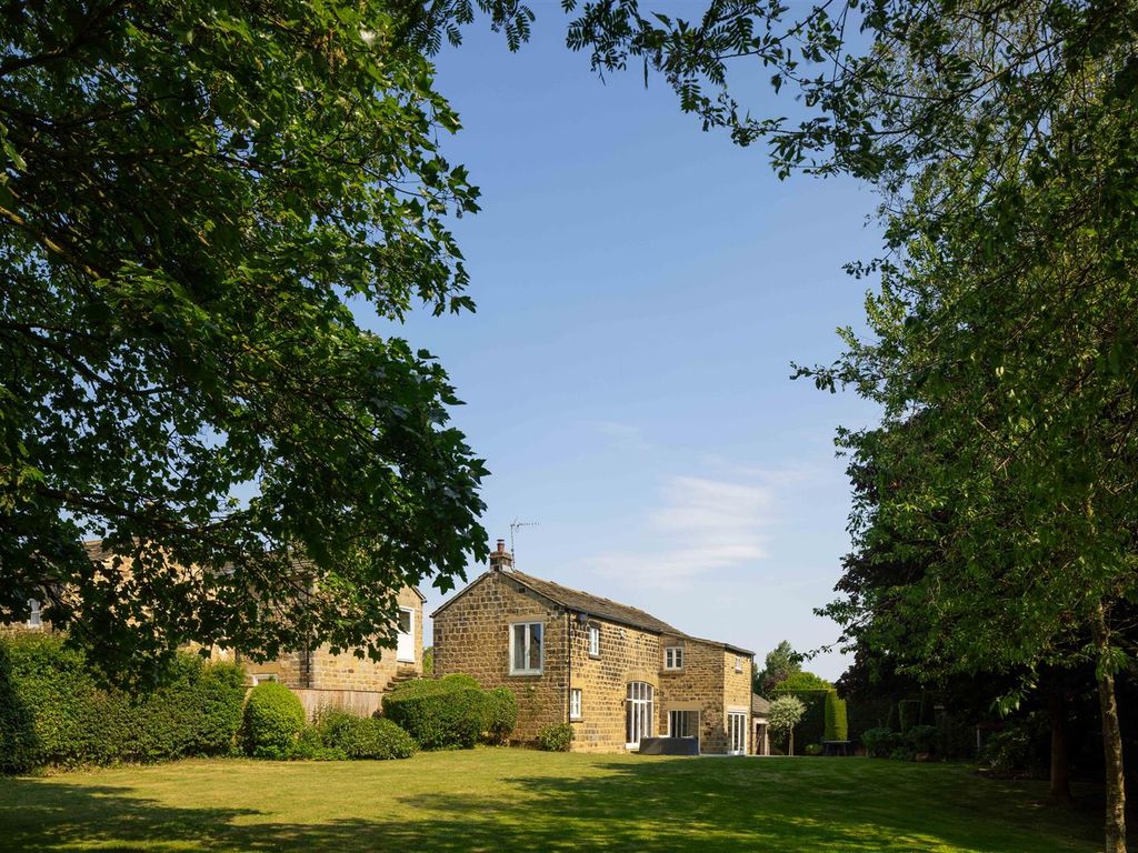 4 bed detached house for sale in Manor House Lane, Alwoodley, Leeds