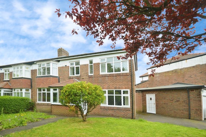 4 bed semidetached house for sale in Great North Road, Gosforth