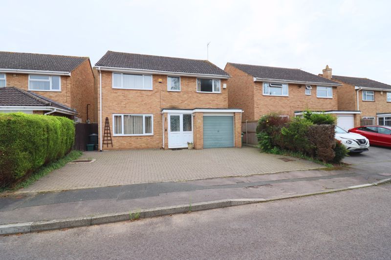 4 bed detached house to rent in Bradley Close, Longlevens, Gloucester