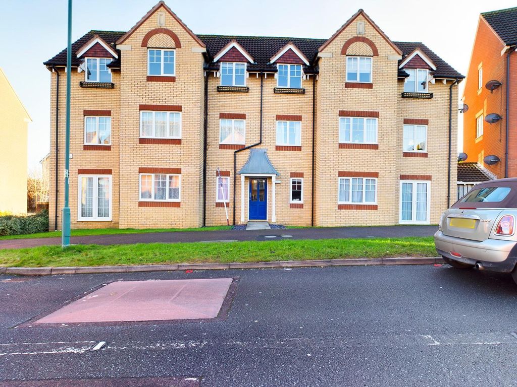 2 bed flat to rent in Pinkers Mead, Emersons Green, Bristol BS16 Zoopla