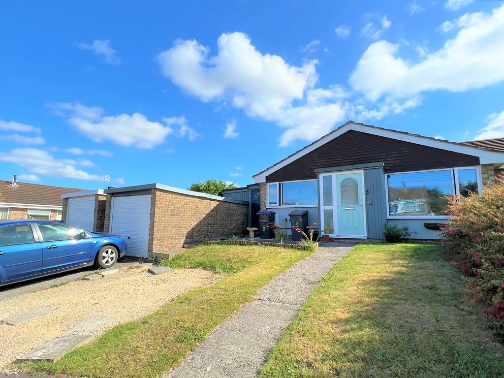 3 bed semidetached bungalow for sale in Melrose Close, Warminster BA12