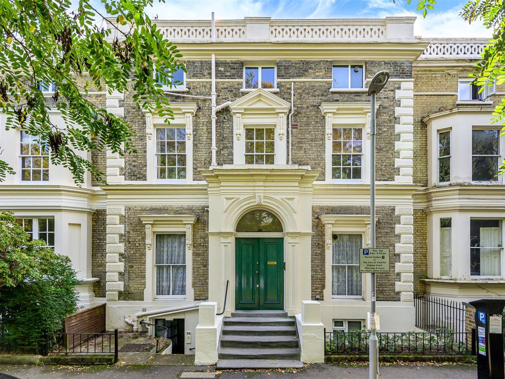 10 bed property for sale in South Terrace, Surbiton KT6 Zoopla