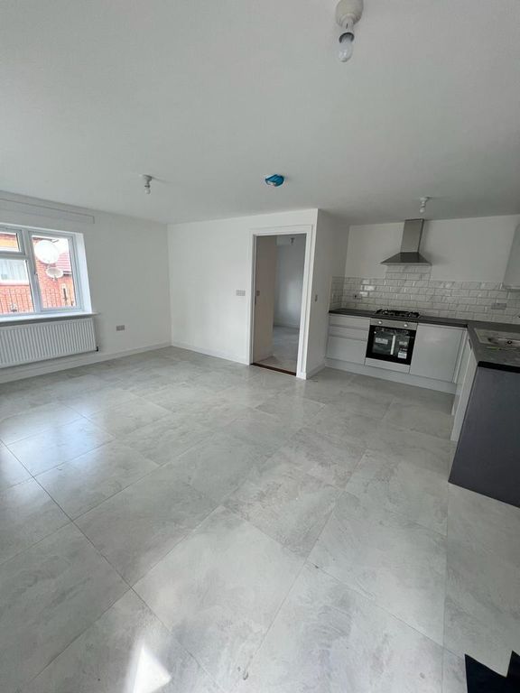 1 bed flat to rent in High Buckinghamshire HP11 Zoopla