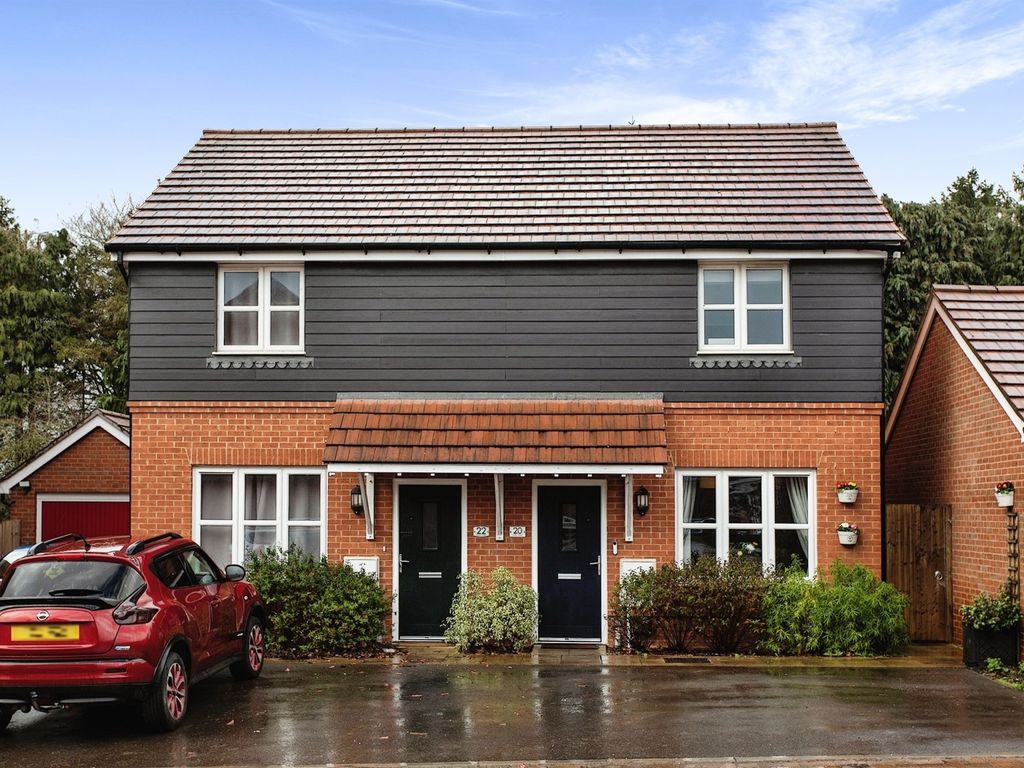 2 bed semidetached house for sale in Sarsen Street, Amesbury