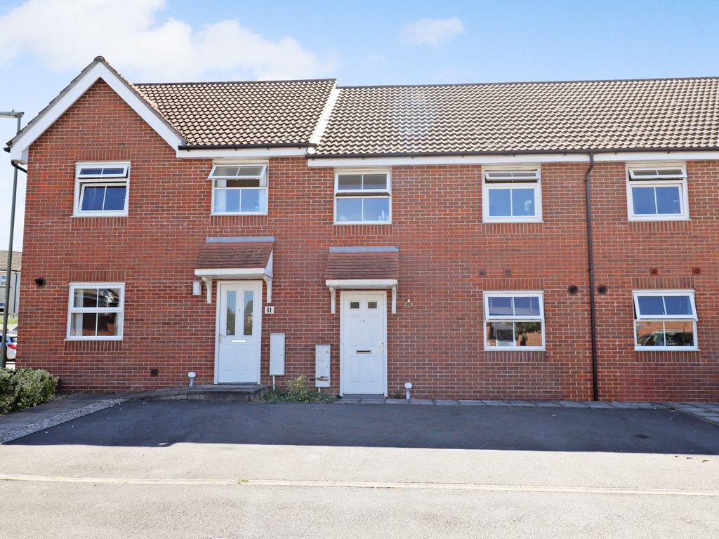 3 bed terraced house to rent in Hansen Gardens, Hedge End, Southampton