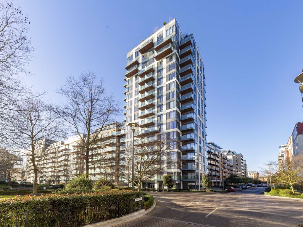 2 bed flat for sale in Beaufort Square, Edgware NW9 Zoopla