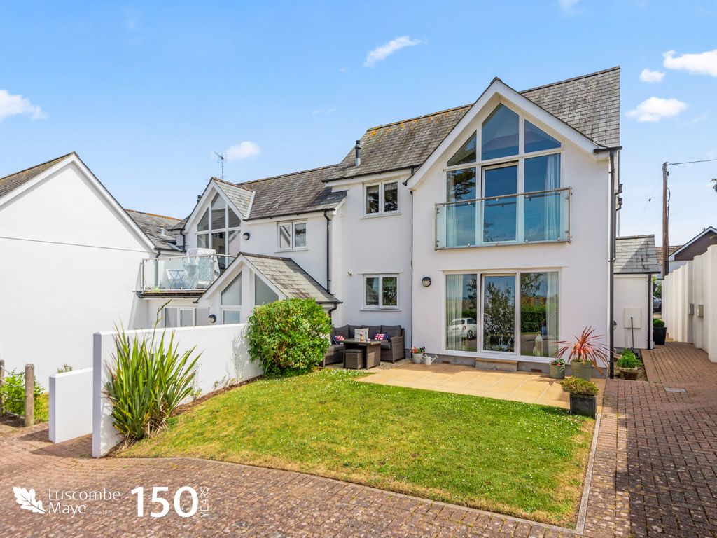 2 bed flat for sale in Herbert Road, TQ8 Zoopla