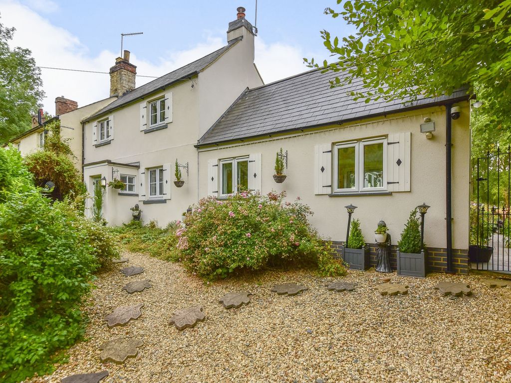 3 bed end terrace house for sale in Stamford Road, Oakham LE15 Zoopla